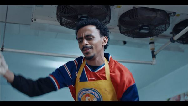 شاهد مسلسل بيبو الحلقة 1.. طرد "كزبرة" من محل الدواجن وسيد رجب "عمدة" الأقصر