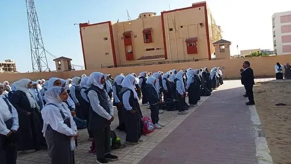 التعليم تحسم ضوابط الزي المدرسي الموحد لجميع الطلاب.. تفاصيل كاملة