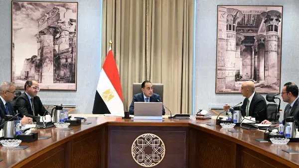 مدبولي يوجه بتحويل 250 مدرسة للتكنولوجيا التطبيقية بالشراكة مع القطاع الخاص