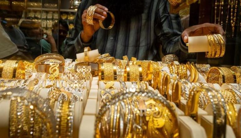 مشغولات ذهبية - أرشيفية