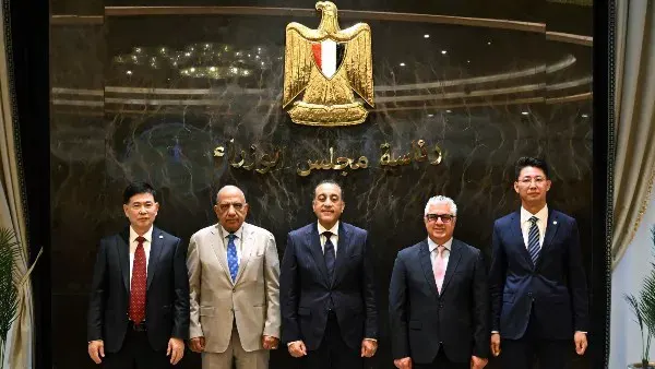 بحضور رئيس الوزراء.. توقيع عقد استثماري بـ300 مليون دولار لإنتاج مكونات إطارات السيارات في المنطقة الاقتصادية لقناة السويس