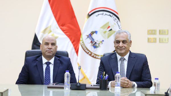 وزيرا الإنتاج الحربي والعمل يبحثان تعزيز التعاون في التدريب المهني.. وخطة مشتركة لتأهيل الكوادر لسوق العمل