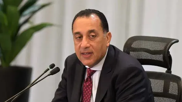 الحكومة تعلن إجازة رسمية احتفالًا بعيد تحرير سيناء