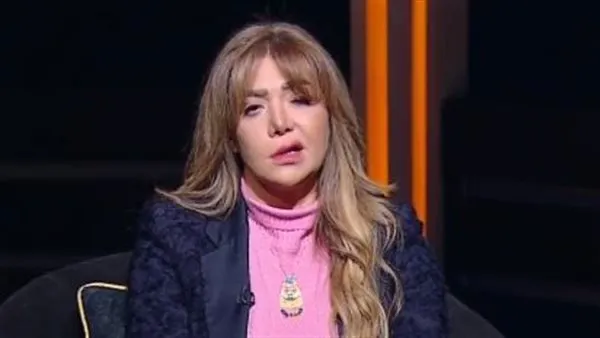 لقاء سويدان تطمئن جمهورها: "أواصل عملي رغم إصابتي بالعصب السابع"