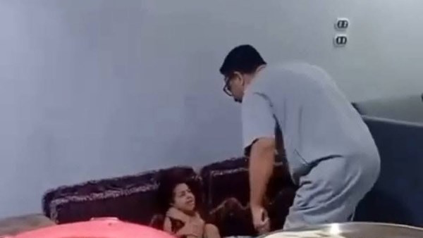 بلاغ رسمي وتحقيقات مرتقبة.. ماذا حدث داخل منزل أسرة بمدينة 15 مايو؟