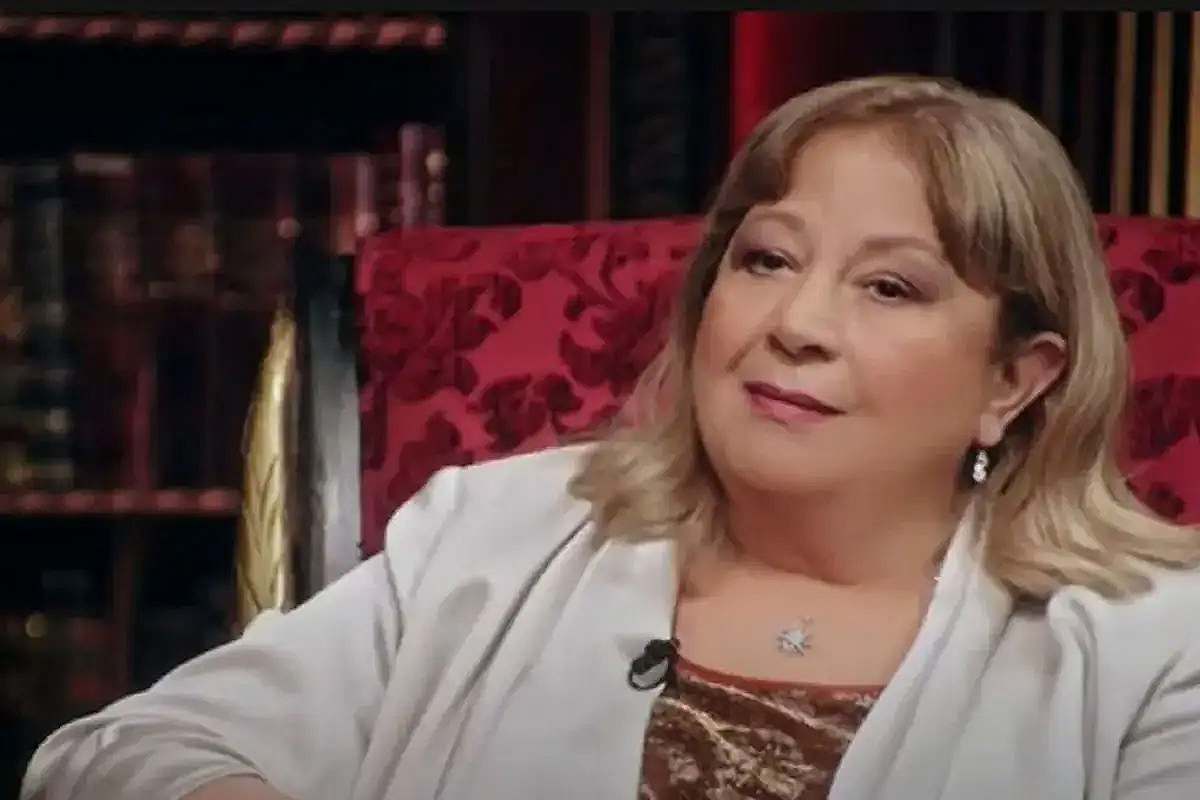 سمية الألفي.. حكاية العشق الممنوع مع «الفيشاوي»: «مقليش بحبك إلا مرتين»|  بروفايل - موقع الموقع