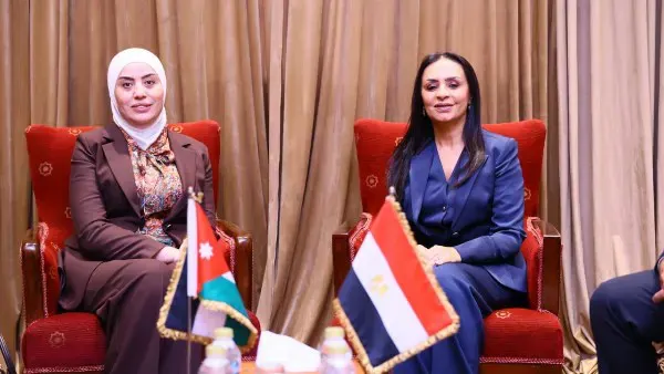 وزيرة التضامن تبحث مع نظيرتها الأردنية تعزيز التعاون في مجالات الحماية والتنمية الاجتماعية