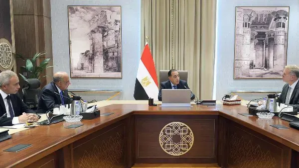 مدبولي يتابع استعدادات «منتدى مصر 2026».. خطط جديدة للطاقة المتجددة وتعزيز مكانة مصر إقليميًا