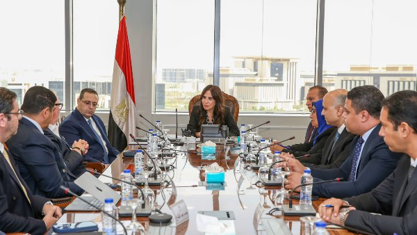 وزيرة الإسكان تبحث مع «فوربس» العالمية تفاصيل تنفيذ البرج العالمي في مصر