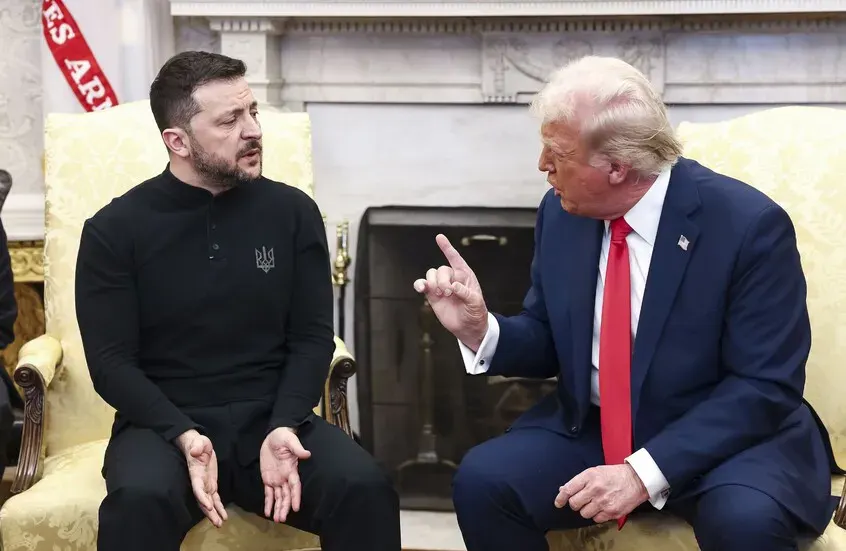 نائب أوكراني: زيلينسكي يشكل تهديدا لوجود أوكرانيا ويجب عزله فورا