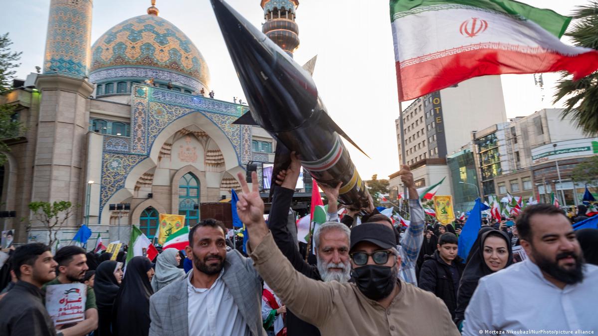 الرد والرد المضاد ـ كيف تلعب إيران وإسرائيل بأعصاب العالم؟ – DW – 2024/4/19