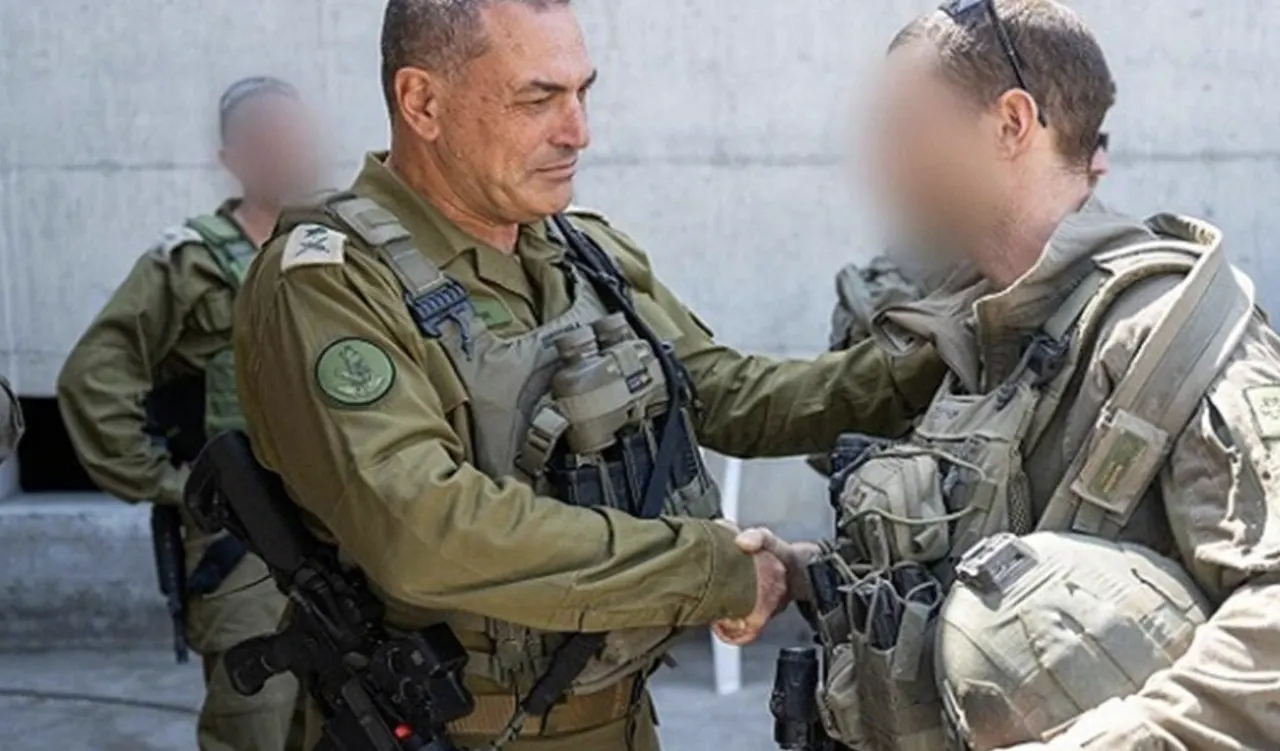 رئيس الأركان الإسرائيلي يتفقد منطقة رفح ويؤكد الجاهزية لـ"قلب الطاولة" والانتقال إلى هجوم واسع - RT Arabic