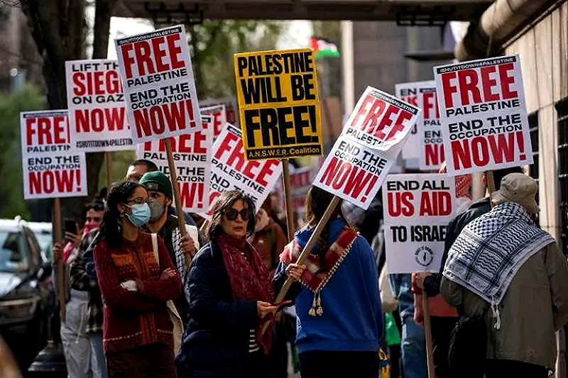 احتجاجات في الولايات المتحدة تطالب بوقف تسليح إسرائيل وشومر مطالب بتحرك ضد نتنياهو