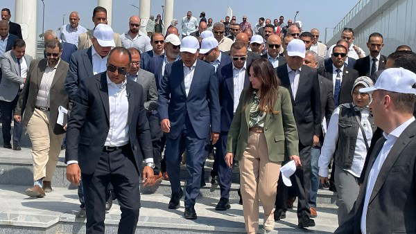 رئيس الوزراء يتفقد حديقة تلال الفسطاط والجمعية الجغرافية المصرية