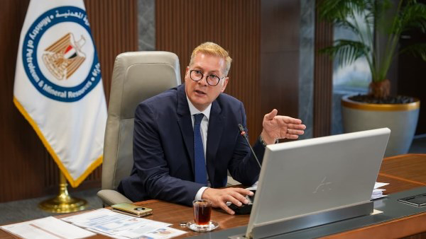 البترول تفتح باب الاستثمارات في جنوب مصر.. «بي بي» وشركتان عالميتان على خط الاستكشاف
