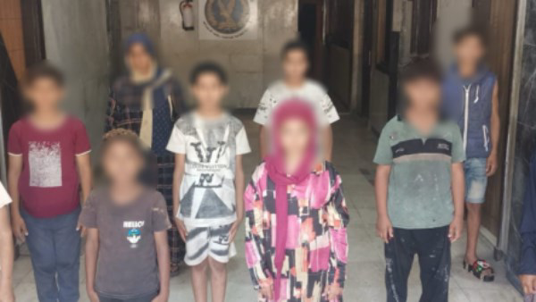 ضبط 6 متهمين لاستغلال الأطفال في التسول وبيع السلع بإلحاح في الجيزة