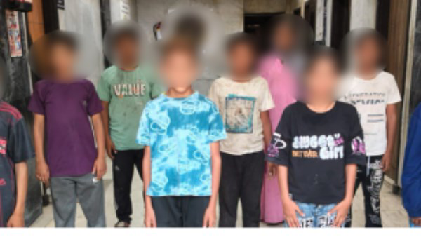 ضبط 8 أشخاص لاستغلال الأطفال في التسول وبيع السلع بالجيزة