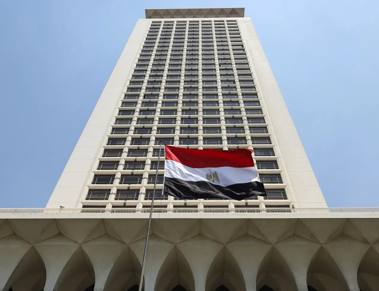 وزارة الخارجية: مصر تدعو جميع الأطراف السورية بكافة توجهاتها إلى صون مقدرات الدولة - SWI swissinfo.ch