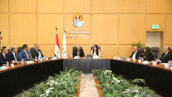 وزيرا الكهرباء والإسكان يشهدان توقيع مذكرة تفاهم لترشيد استهلاك الكهرباء بالمدن الجديدة