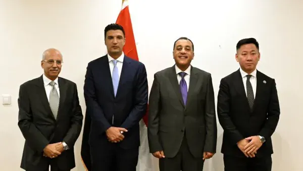 مدبولي يشهد توقيع عقد إنشاء مصنع للبطاريات الكهربائية باستثمارات تتجاوز 2 مليار جنيه