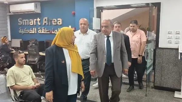 وزير الكهرباء يتابع معدلات الأعطال والطاقة المباعة والمشتراة في الشروق