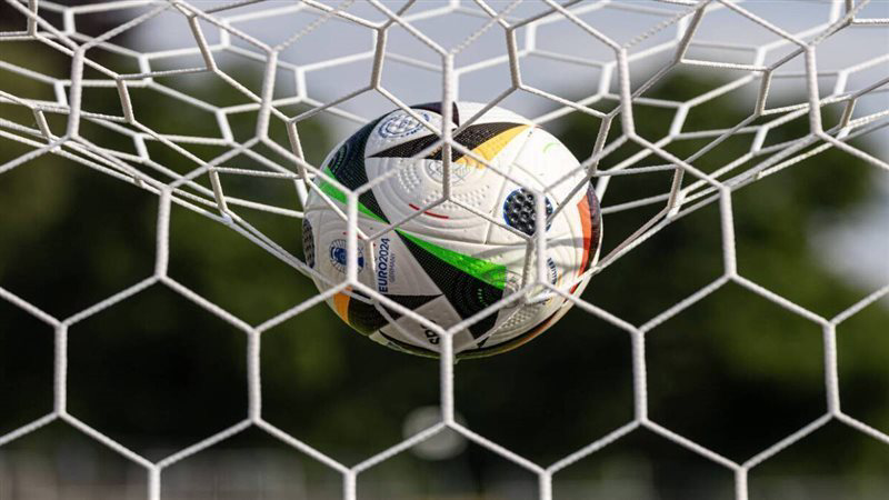 مواعيد مباريات اليوم الأحد 12 أبريل 2026 والقنوات الناقلة