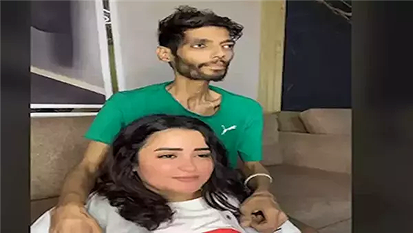 زوجة إبراهيم شيكا تكشف آخر تطورات حالته الصحية: السرطان انتشر في جسمه