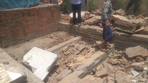 حبس أربعة متهمين فى واقعة هدم مقابر موتى ونبشها بالدقهلية