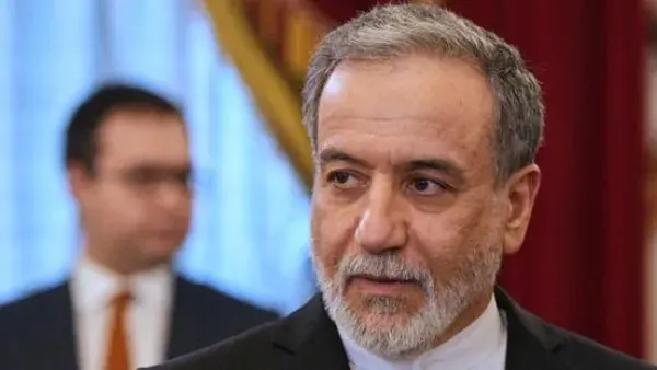 وزير الخارجية الإيراني: سنرد بقوة على أي تهديد يطال شعبنا أو قيادتنا