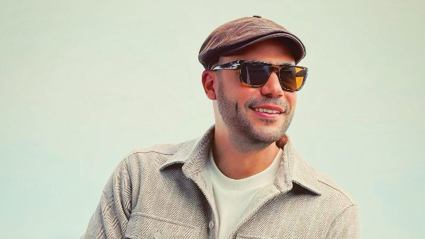 محمد إمام يستعد لأول بطولة مسرحية في مشواره الفني.. "برنس العالم" تنطلق قريبًا ضمن موسم الرياض