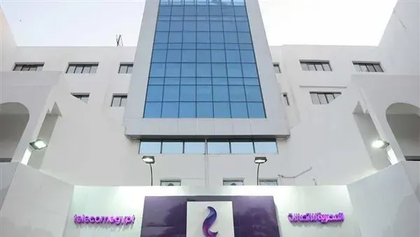"هروب جماعي" من شركة WE.. غضب شعبي بسبب نفاد الباقات والخدمة خارج التغطية