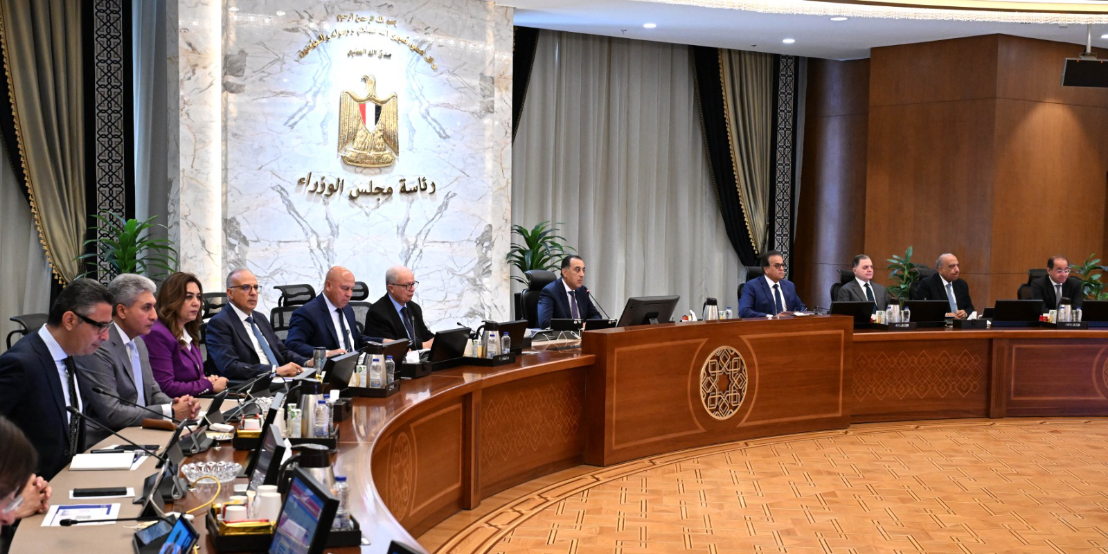 مجلس الوزراء يوافق على حزمة قرارات جديدة لدعم التعليم والاستثمار والتحول الرقمي