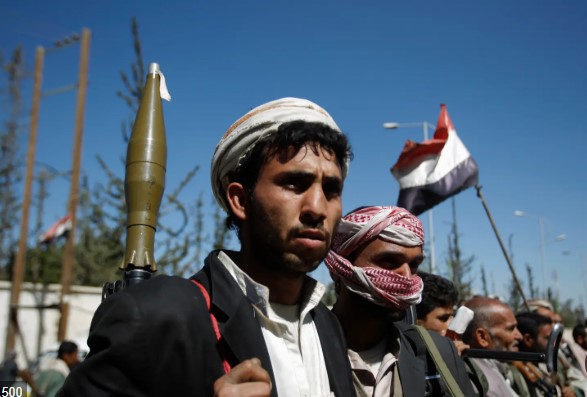 اليمن على حافة انفجار جديد.. إسقاط عضوية الزبيدي وتقدم قوات مجلس القيادة نحو عدن يكشف عمق الخلاف السعودي-الإماراتي