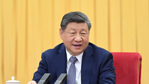 الرئيس الصيني يؤكد دعم بكين لوقف إطلاق النار وحرية الملاحة في هرمز