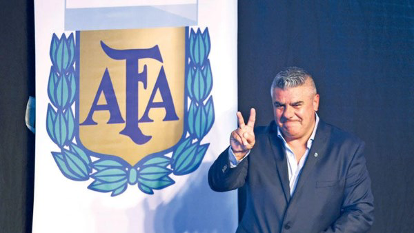 بعد التأهل على حساب مصر.. تحقيقات أمريكية تطال رئيس الاتحاد الأرجنتيني بشبهات غسل أموال واحتيال مالي