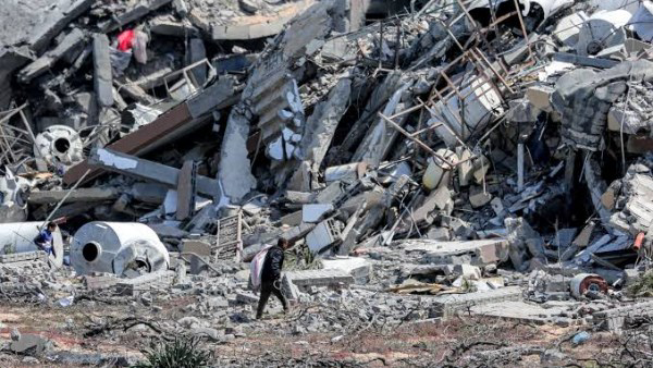 الجيش الإسرائيلي يعلن مقتل قائد الشرطة البحرية التابعة لحماس في غارة وسط قطاع غزة