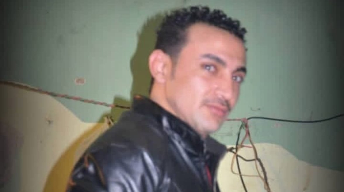 استدراجه للعمل وأقراص مخدرة..وفاة شاب في موقف جامعة القاهرة