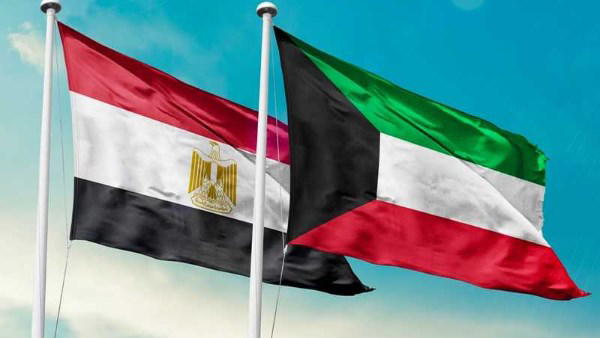 الكويت تدين الهجوم على ميناء دمياط وتؤكد تضامنها الكامل مع مصر.. واليمن ينفي استهداف أي سفينة