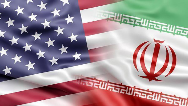 إيران تدين الضربات الأمريكية وتصفها بانتهاك للتفاهمات بين البلدين