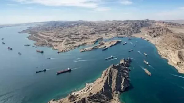 الإمارات تمضي في إنشاء خط أنابيب نفطي جديد لتجاوز مضيق هرمز