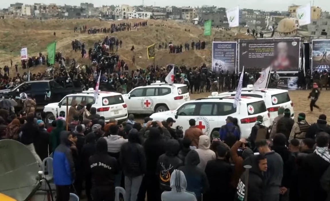 الجيش يستلم جثامين أربعة رهائن من الصليب الأحمر في غزة - تايمز أوف إسرائيل