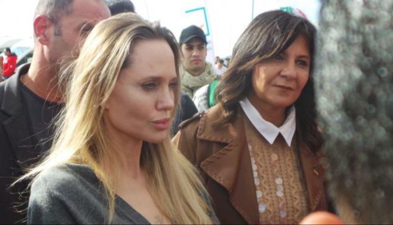 أنجيلينا جولي في معبر رفح.. زيارة إنسانية تكشف حجم مأساة غزة وتشيد بالدور المصري