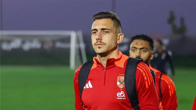 جراديشار يطالب بحسم مصيره قبل غلق باب الانتقالات