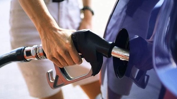 أسعار البنزين والسولار اليوم الإثنين 20 أبريل 2026 بعد الزيادة في محطات الوقود