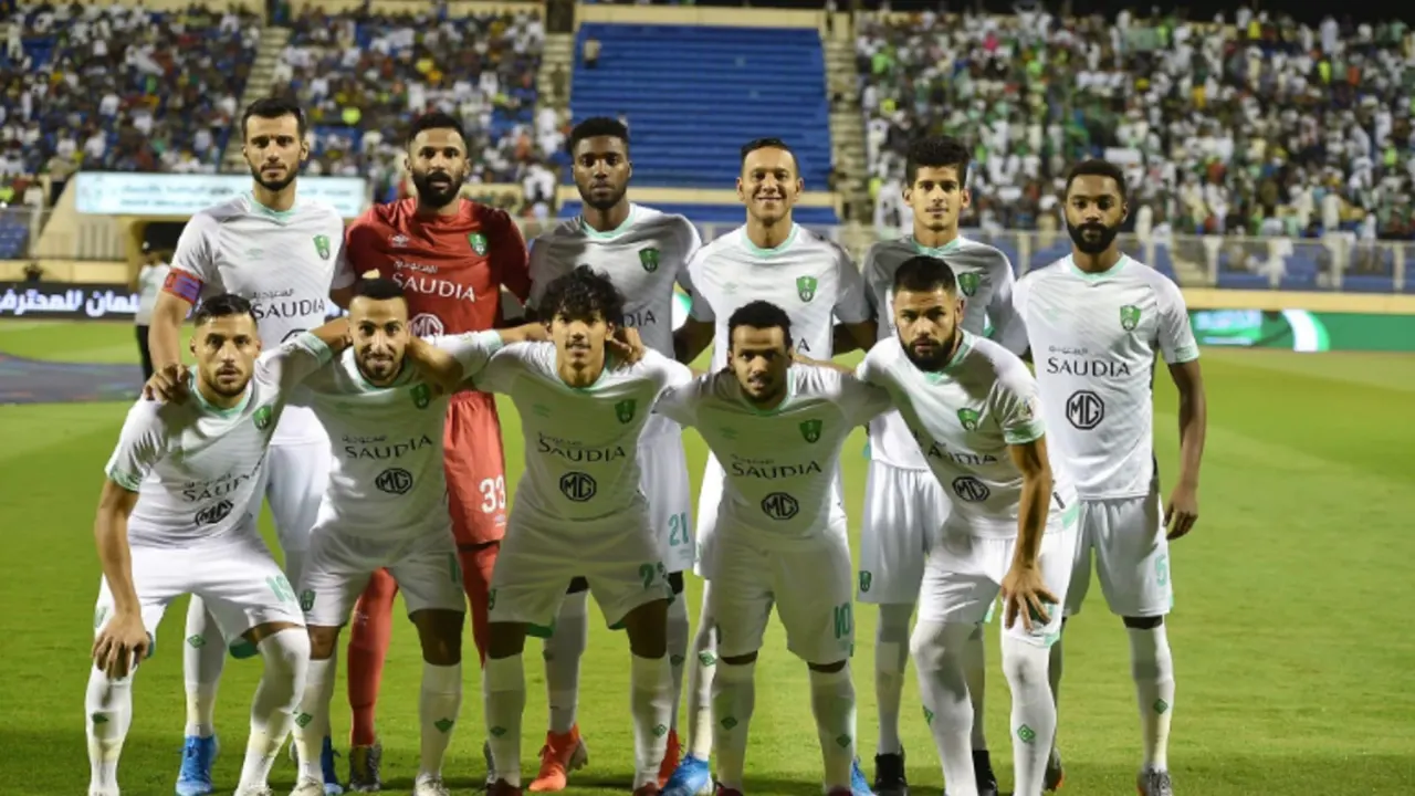 تشكيل تاريخي - فريق العقد في الأهلي السعودي | العربية Goal.com
