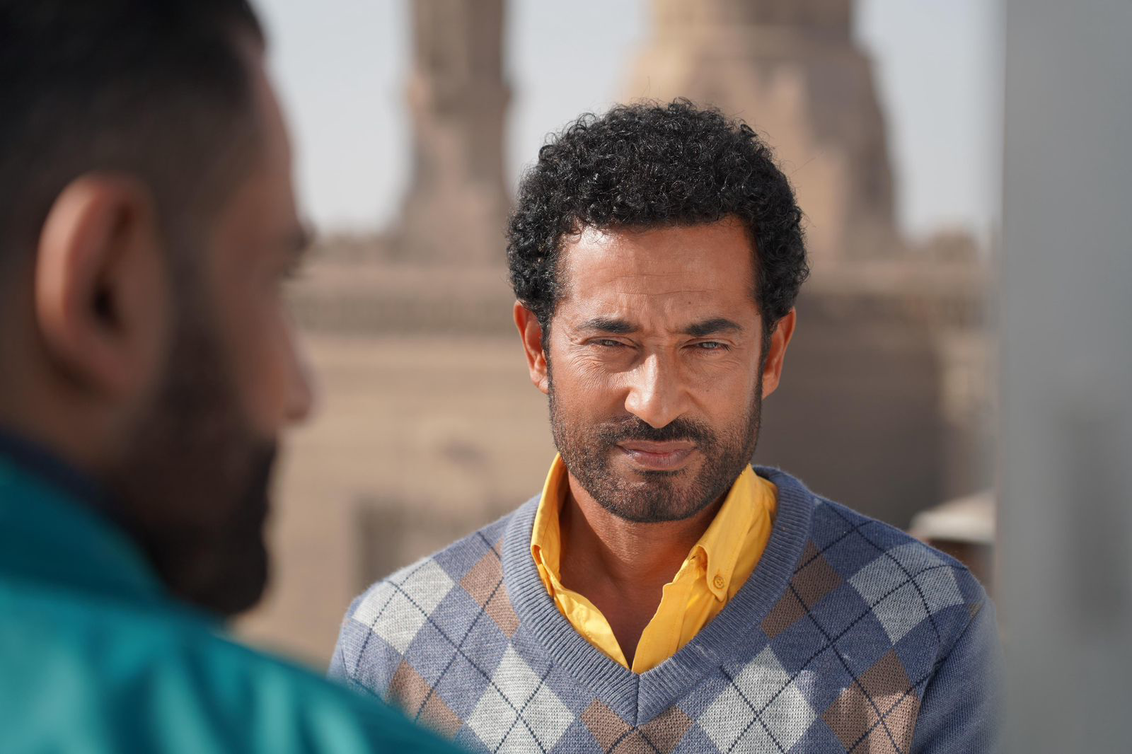 شاهد مسلسل إفراج الحلقة 15.. "عباس" يواجه شارون وصدمة كبرى بعد سقوط القاتل