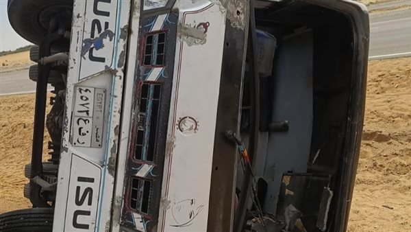 إصابة 12 شخصًا في انقلاب أتوبيس على طريق محور الضبعة بالبحيرة
