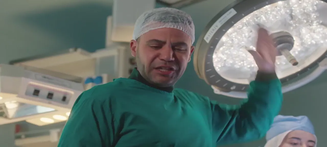 شاهد مسلسل الكينج الحلقة 17.. صعود حمزة لمنصب "الكينج" وصدمة زمزم في بدير