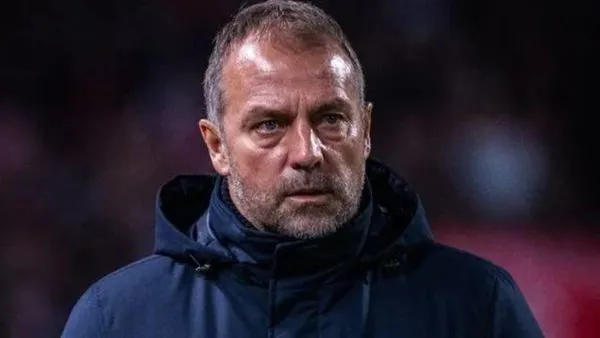 برشلونة يحدد ملامح مستقبل الدكة الفنية مع استمرار الثقة في هانز فليك