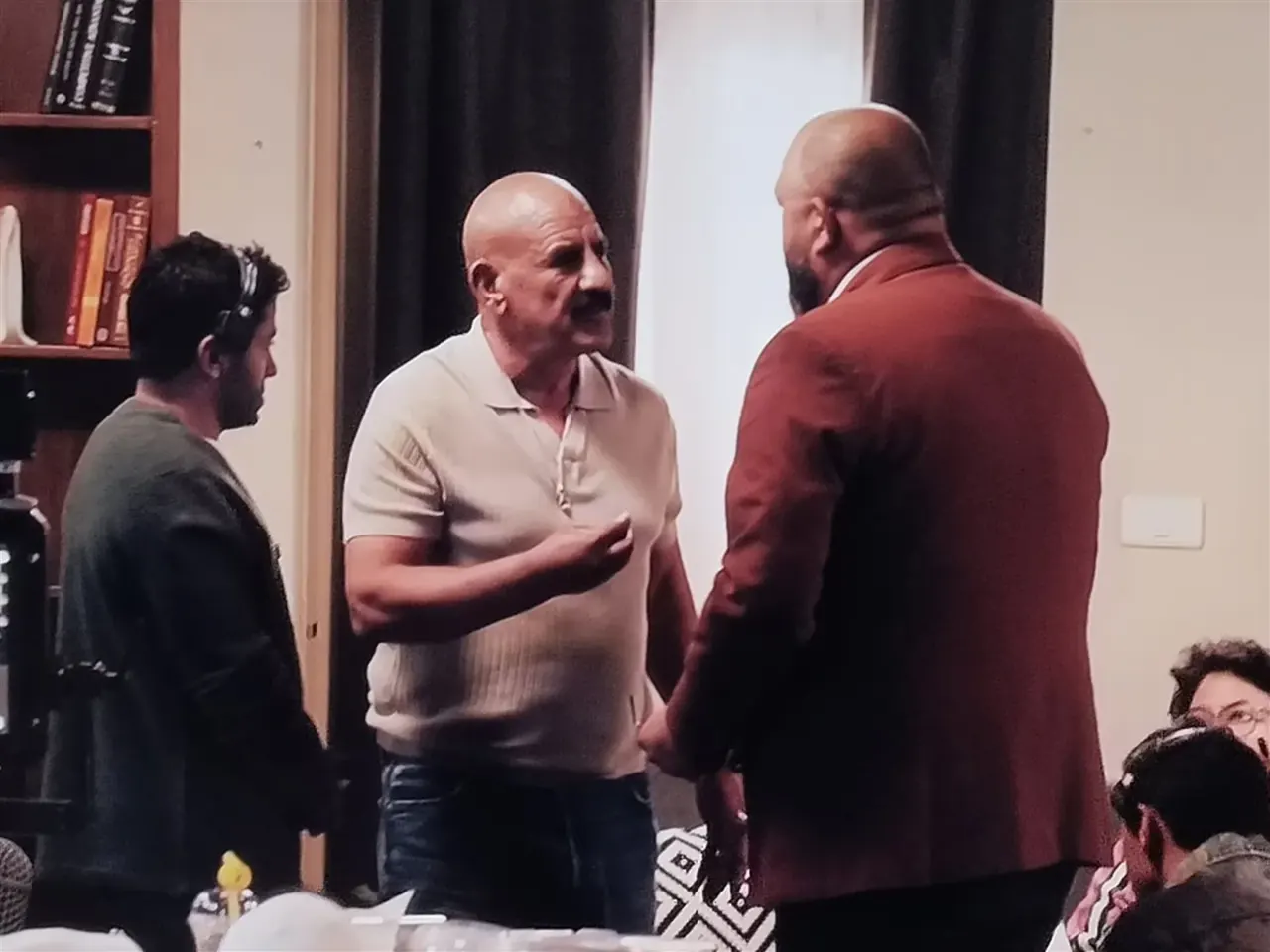 محمد لطفي في "كاميرا" تميم يونس: "أنا بلطجي والنجومية منستنيش العنف"